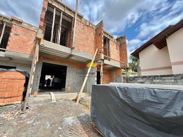 12018 - Sobrado Geminado no Bairro São Marcos