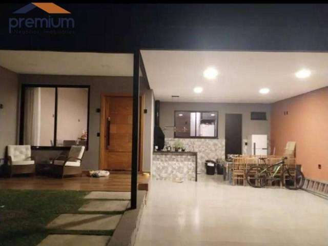 Casa com 3 dormitórios à venda, 140 m² por R$ 950.000 - Condomínio Portal da Serra - Bragança Paulista/SP