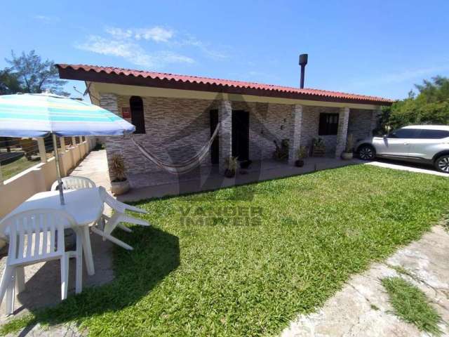 Casa para Venda em Cidreira, costa do sol, 3 dormitórios, 1 suíte, 2 banheiros, 2 vagas