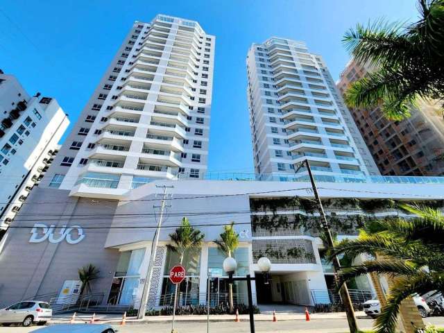 Apartamento a venda com vista mar na Praia Brava!