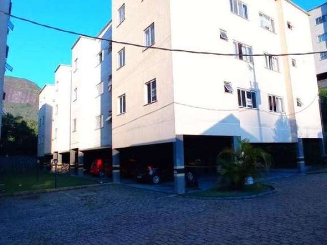 Apartamento com 2 dormitórios à venda, 52 m² por R$ 250.000,00 - Ermitage - Teresópolis/RJ