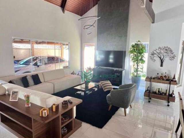 Casa com 4 dormitórios à venda, 232 m² por R$ 1.400.000,00 - Barra do Imbuí - Teresópolis/RJ