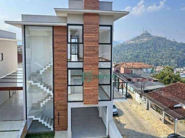 Casa com 4 dormitórios à venda, 260 m² por R$ 1.650.000 - Tijuca - Teresópolis/RJ