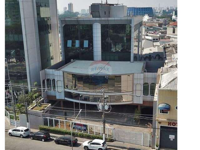 Alugue Prédio Comercial na Av. Tiradentes, na Luz!