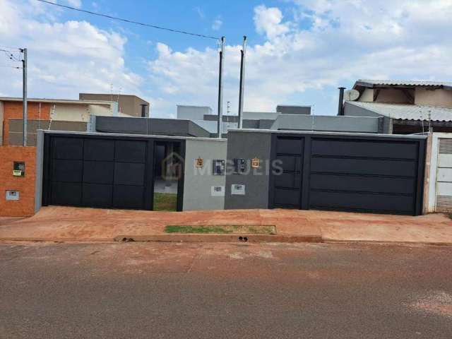 Casa para Venda em Campo Grande, Vila Neusa, 3 dormitórios, 3 suítes, 4 banheiros, 2 vagas