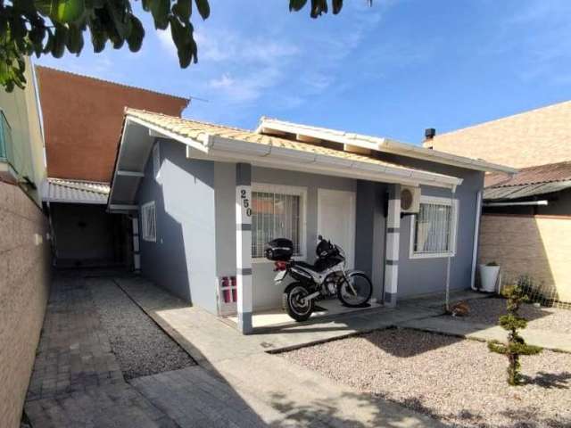 Casa para Venda em Palhoça, São Sebastião, 2 dormitórios, 2 banheiros, 2 vagas