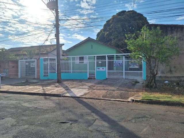 Térrea para aluguel tem 120 metros quadrados com 3 quartos em Vila Piratininga - Campo Grande - MS