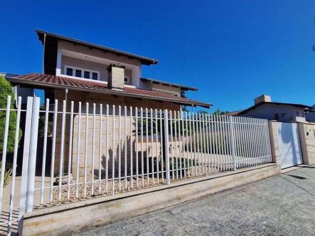 Casa com 4 dormitórios à venda, 279 m² por R$ 1.500.000,00 - Velha - Blumenau/SC