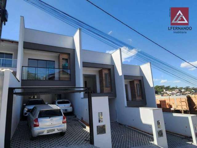 Sobrado com 3 dormitórios, sendo 1 suíte à venda, 130 m² por R$ 590.000 - Fortaleza - Blumenau/SC