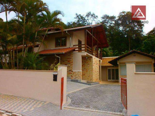 Casa com 4 suítes à venda, 310 m² por R$ 1.300.000 - Centro - Pomerode/SC