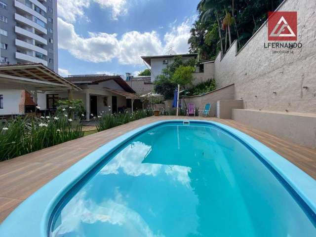 Casa com 3 dormitórios, sendo 1 suíte à venda, 92 m² por R$ 850.000 - Vila Nova - Blumenau/SC