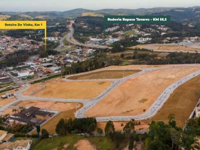 Terreno a venda em São Roque, na rota do vinho. Com portaria 24 horas. Terrenos a partir de 250 metros quadrados, com área de lazer. Financiamento