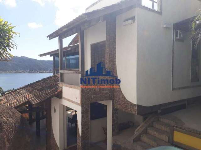 Casa à venda, 3 quartos, 2 vagas, Piratininga - Niterói/RJ