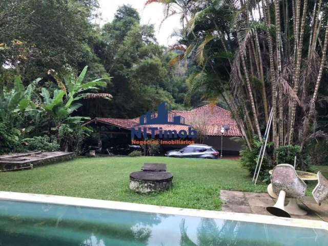 Casa à venda, 3 quartos, 1 suíte, 5 vagas, Muriqui - Niterói/RJ