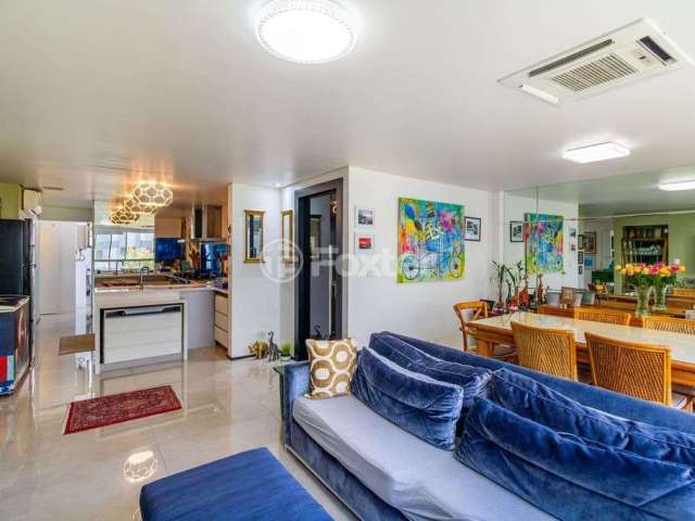 Lindo apartamento todo reformado, no coração dos Jardins. Este imóvel conta com ar-condicionado quente e frio em todos os cômodos, 2 suites, 2 vagas.