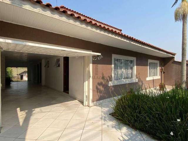 Casa com 3 dormitórios à venda, 298 m² por R$ 715.000,00 - Afonso Pena - São José dos Pinhais/PR