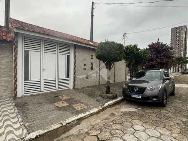 Casa com 3 quartos à venda na Rua Íris, 226, Jardim Real, Praia Grande, 211 m2 por R$ 900.000