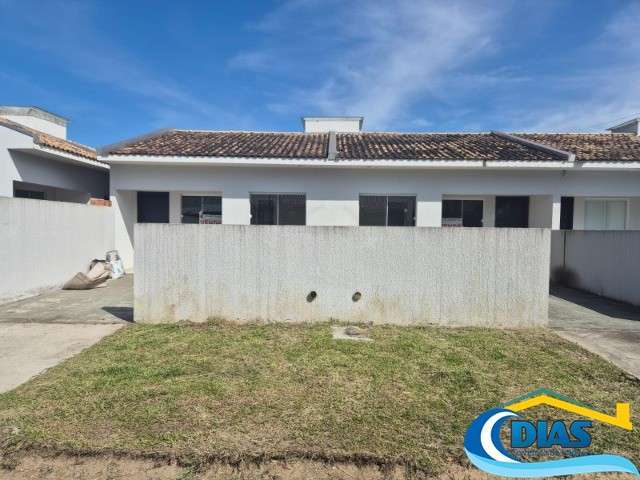 Casa com 2 quartos à venda no Pontal do Sul, Pontal do Paraná  por R$ 220.000