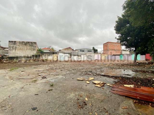 Terreno para Locação próximo a Avenida Robert Kennedy