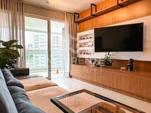 Apartamento com 3 dormitórios em Barreiros