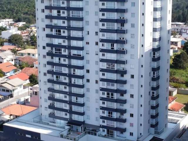 Apartamento mobiliado a menos de 100m do mar !!