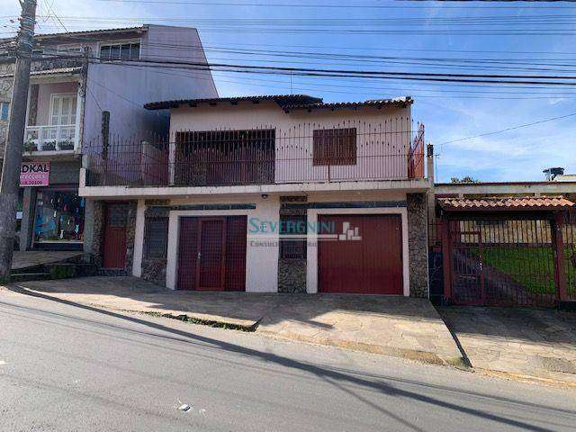 Sobrado com 3 dormitórios à venda, 204 m² por R$ 800.000,00 - Vila Princesa Izabel - Cachoeirinha/RS