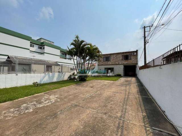 Sobrado com 4 dormitórios à venda, 210 m² por R$ 900.000,00 - Vila Ponta Porã - Cachoeirinha/RS