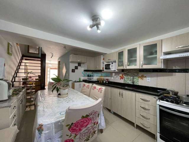 Sobrado com 2 dormitórios à venda, 71 m² por R$ 270.000,00 - Centro - Cachoeirinha/RS