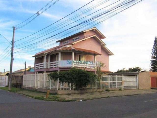 Sobrado com 3 dormitórios à venda, 194 m² por R$ 692.000,00 - Parque da Matriz - Cachoeirinha/RS