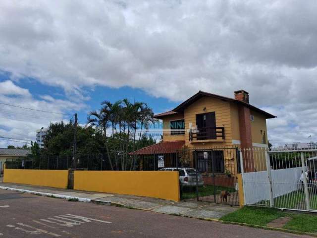 Sobrado com 3 dormitórios à venda, 192 m² por R$ 860.000,00 - Nossa Chácara - Gravataí/RS