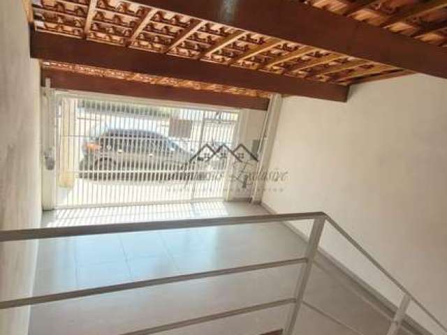 Casa à Venda em Vila Jaci - 2 Dormitórios e 1 Suíte