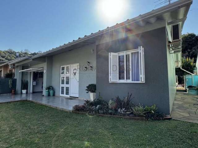 Casa à venda no bairro Vale Verde em Dois Irmãos