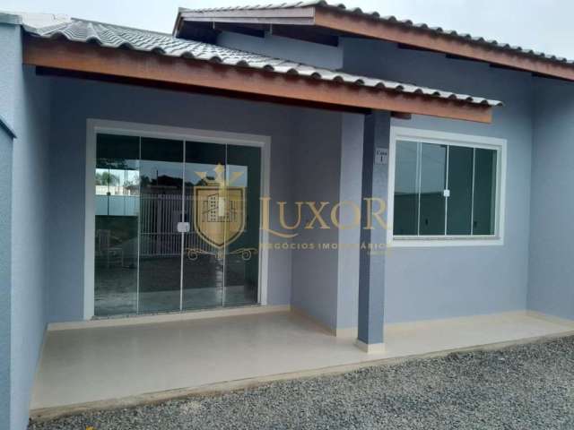 Casa geminada localizada na praia de Itajuba em Barra Velha SC