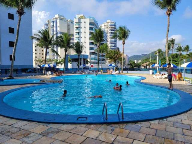 Cobertura dúplex pé na areia, na praia Martin de sá