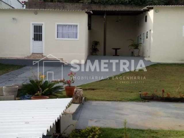 Casa – Bairro Vila Estela – São Pedro/SP.  Área Construída – 80m². AT – 280m².