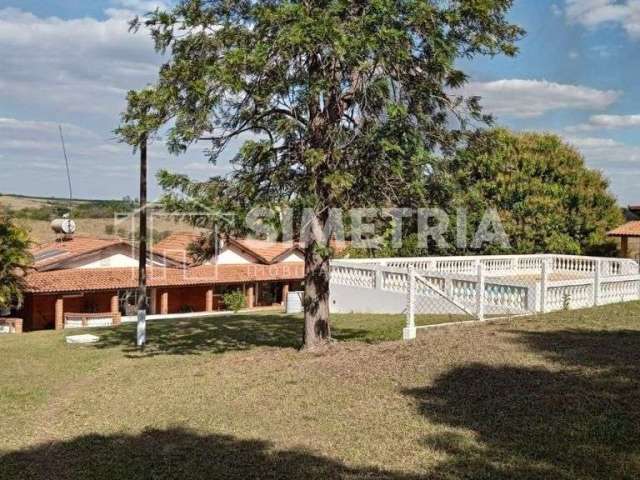 Chácara com 2 casas e piscina – Bairro Chácaras Camargo II – São Pedro/SP