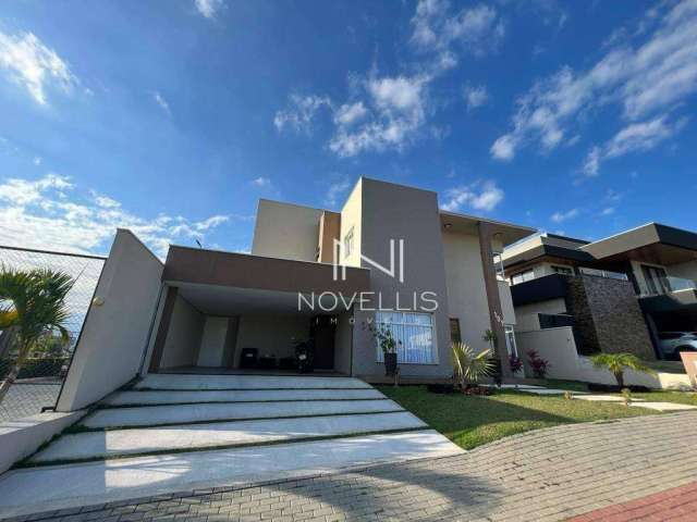 Casa com 3 dormitórios à venda, 320 m² por R$ 2.385.000,00 - Urbanova - São José dos Campos/SP