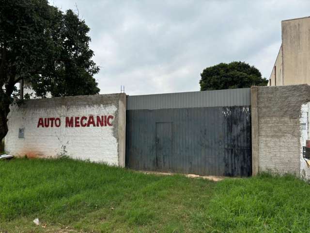 Terreno comercial em avenida