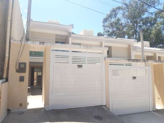 Linda Casa Duplex Bairro Glória Macaé-RJ