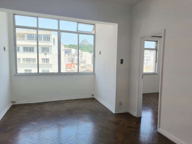 Apartamento para alugar  com 3 quarto(s)