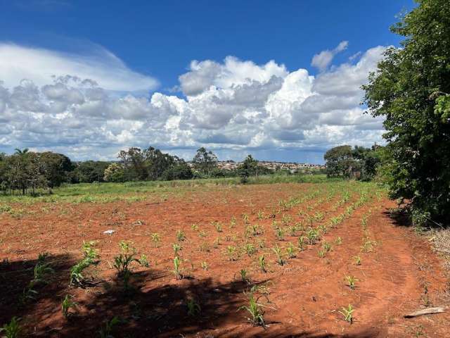 Chácara/Terreno com Casa | 32.996 m2 | Parque Bom Jesus  - Goiânia/GO.