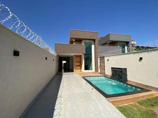 Casa com piscina em aparecida de Goiânia