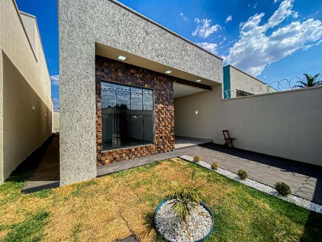 Linda casa com piscina 3 quartos no bairro cardoso