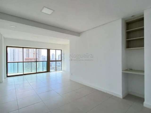 Excelente apartamento localizado em Boa Viagem com 136m².