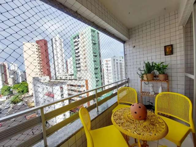 Apartamento em Boa Viagem com 3 quartos sendo uma suite possui 123,48