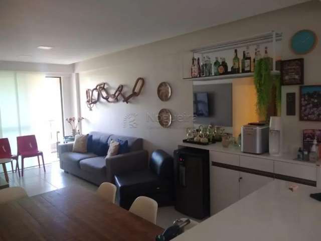 Apartamento com excelente localização em Muro Alto, em condomínio beira mar.