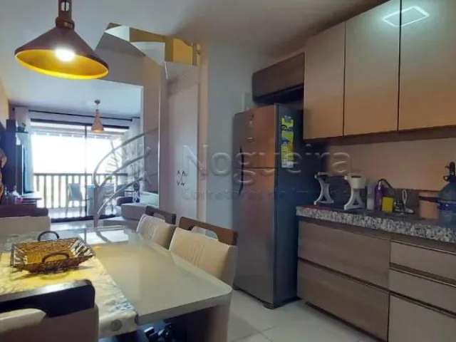 Excelente apartamento duplex localizado na praia do Cupe com 67,09m².