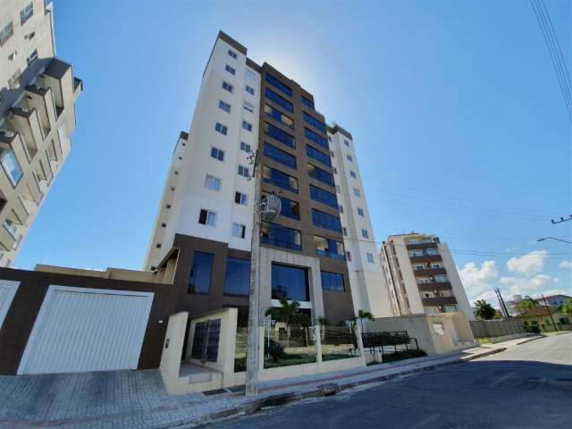 Apartamento semimobiliado no Anita Garibaldi