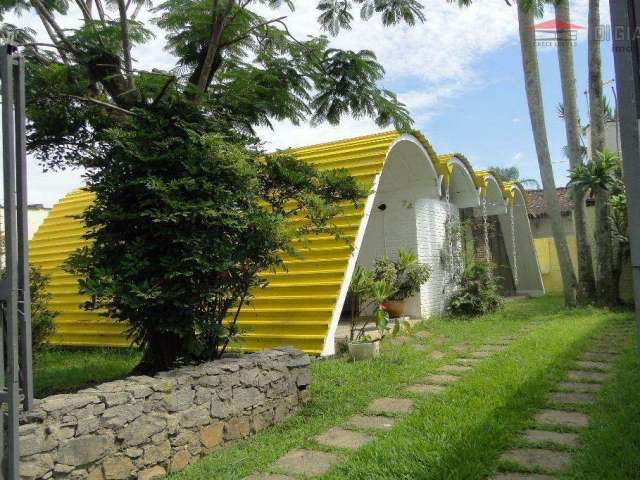 Casa com 2 dormitórios à venda, 112 m² por R$ 630.000,00 - Indaiá - Caraguatatuba/SP