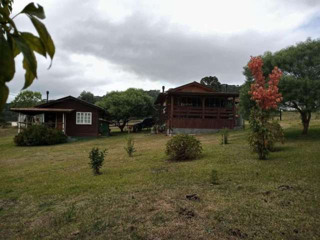 Terreno Urbano com duas Casas á venda em Urubici/SC